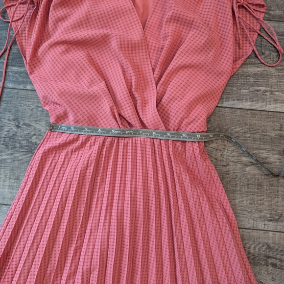 Gal Meets Glam Pink Pleated Wrap Midi Dress - Picture 10 of 11